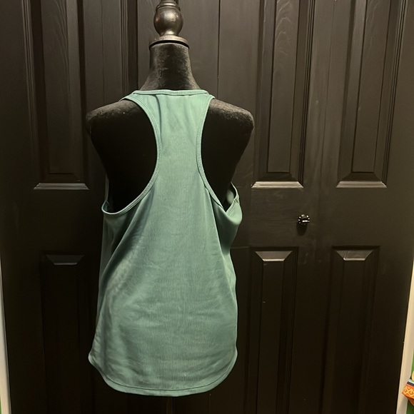 Green Tank (Bin 1) - Picture 4 of 4